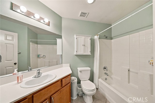 24124 Victoria, 57 photo 16