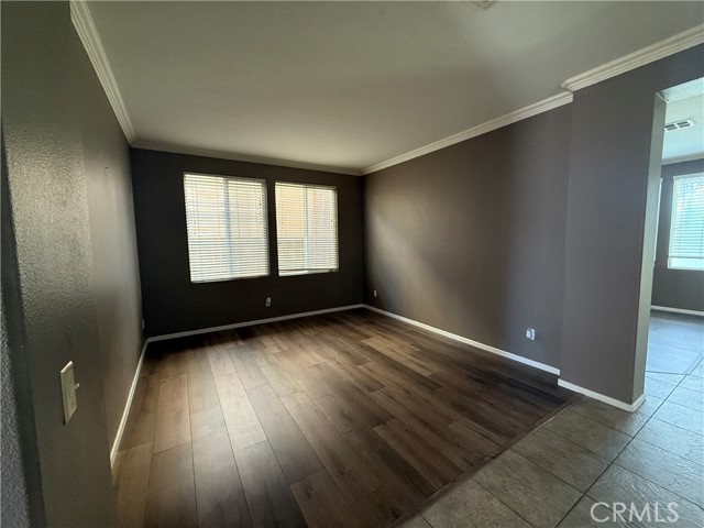 Detail Gallery Image 16 of 34 For 1264 Reisling, Perris,  CA 92571 - 5 Beds | 3 Baths