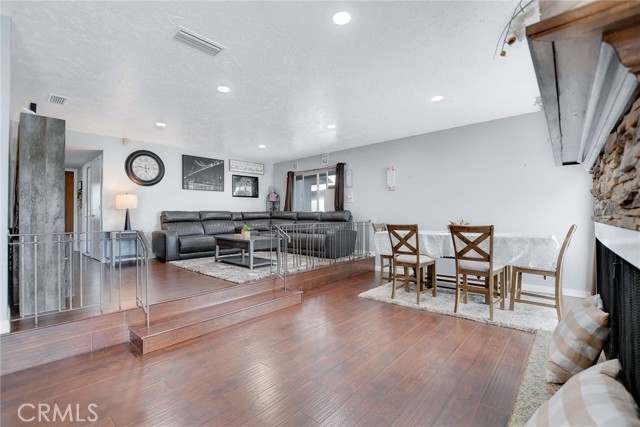 Detail Gallery Image 12 of 54 For 13928 Burning Tree, Victorville,  CA 92395 - 4 Beds | 2 Baths