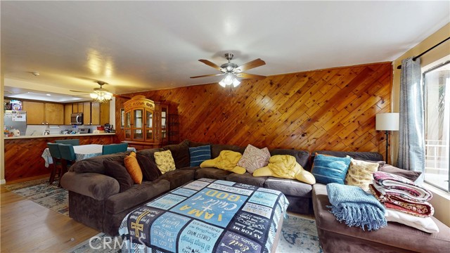 Detail Gallery Image 7 of 29 For 550 Orange Ave #216,  Long Beach,  CA 90802 - 2 Beds | 2 Baths