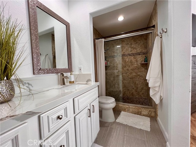 Detail Gallery Image 22 of 33 For 7 Swift Ct #210,  Newport Beach,  CA 92663 - 3 Beds | 2/1 Baths