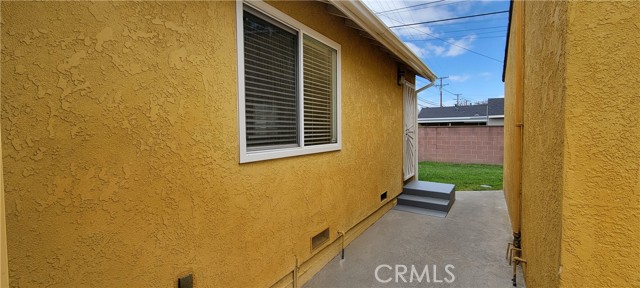 6052 Bellflower Boulevard, Lakewood, California 90713, 3 Bedrooms Bedrooms, ,2 BathroomsBathrooms,Single Family Residence,For Sale,Bellflower,RS24165293