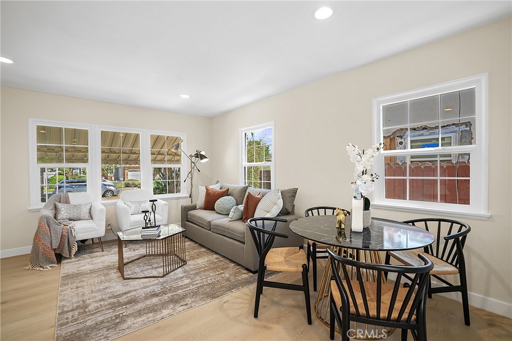 598d6470 0ba7 41fc B30a 800a206cfe51