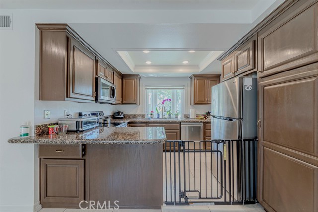 Detail Gallery Image 7 of 49 For 5855 via Sonora #39,  Yorba Linda,  CA 92887 - 3 Beds | 2/1 Baths