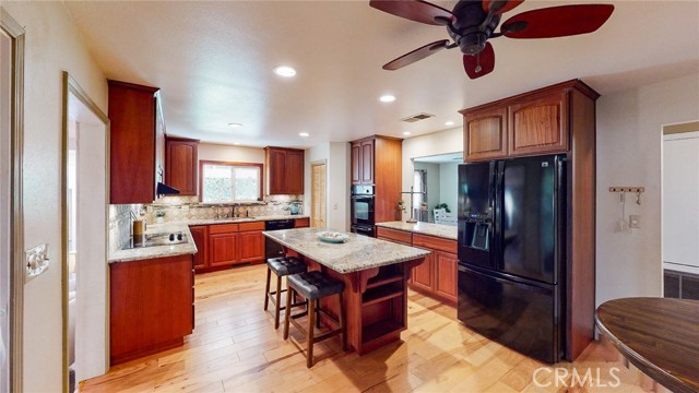 Detail Gallery Image 1 of 17 For 565 5th Avenue, Orland,  CA 95963 - 3 Beds | 2 Baths