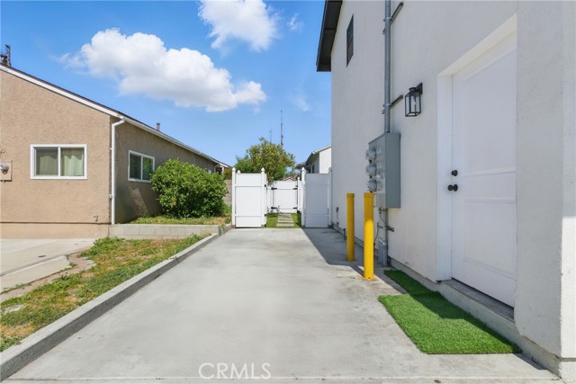 17017 #B Crenshaw Boulevard, Torrance CA: https://media.crmls.org/medias/598fece5-ed8c-4a9d-8ec7-9c43cbcf2696.jpg
