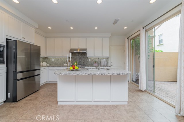 Detail Gallery Image 8 of 37 For 59 Fairymoss, Irvine,  CA 92620 - 3 Beds | 3/1 Baths