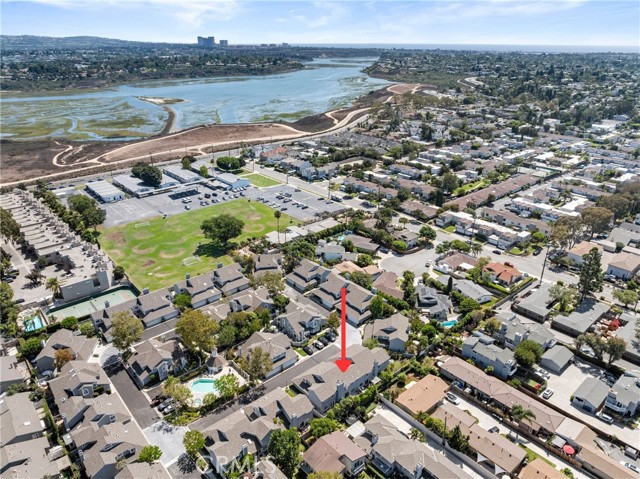 Detail Gallery Image 3 of 33 For 2542 Back Bay Loop #30,  Costa Mesa,  CA 92627 - 3 Beds | 2/1 Baths