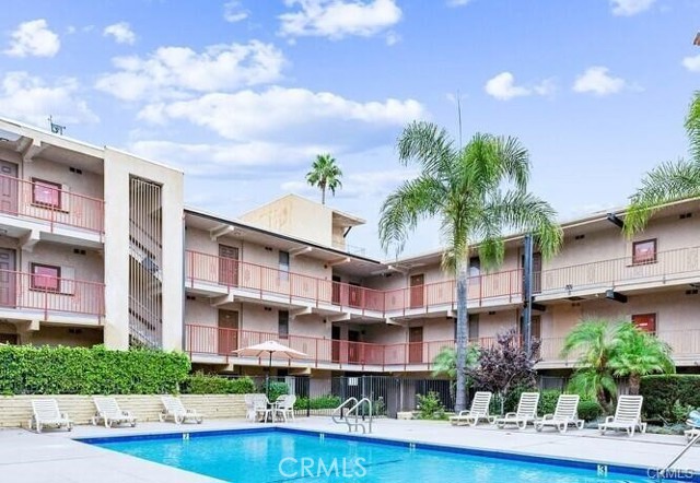 Detail Gallery Image 13 of 22 For 17000 Burbank Bld #214,  Encino,  CA 91316 - 1 Beds | 1 Baths