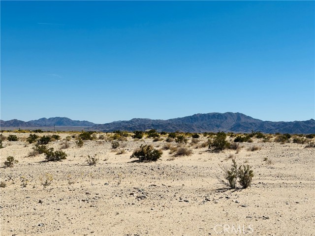 Detail Gallery Image 5 of 15 For 0 Near Shelton Rd, Twentynine Palms,  CA 92277 - – Beds | – Baths