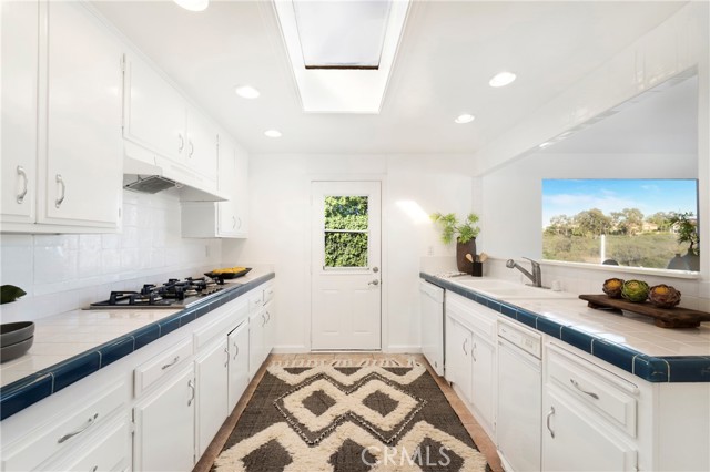 Detail Gallery Image 9 of 25 For 31802 Isle Royal Dr, Laguna Niguel,  CA 92677 - 4 Beds | 2 Baths