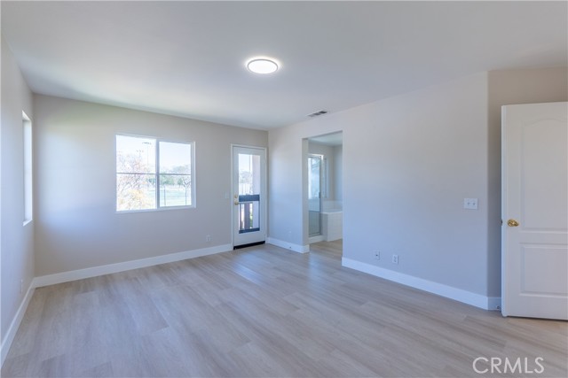 Detail Gallery Image 18 of 38 For 165 Kensington Park, Irvine,  CA 92606 - 4 Beds | 3/1 Baths