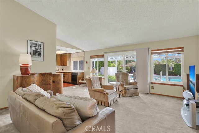Detail Gallery Image 11 of 40 For 1646 Calle Miradero, San Dimas,  CA 91773 - 4 Beds | 2 Baths