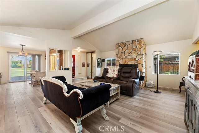 Detail Gallery Image 4 of 34 For 33057 Guadalajara Dr, Thousand Palms,  CA 92276 - 2 Beds | 2 Baths