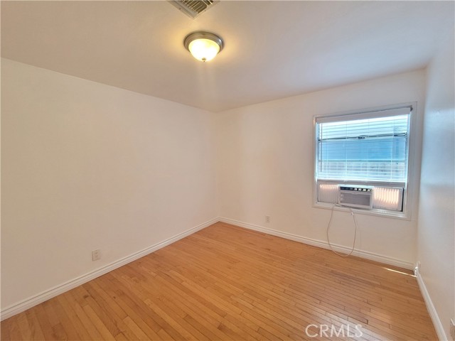 21912 Celes Street, Woodland Hills CA: https://media.crmls.org/medias/5991e884-d34f-4c42-b47d-34ae20256abe.jpg