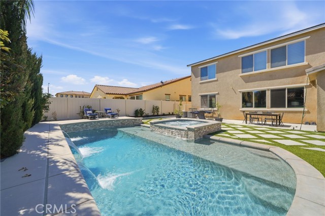 Detail Gallery Image 6 of 68 For 36745 Braken Way, Lake Elsinore,  CA 92532 - 5 Beds | 3 Baths