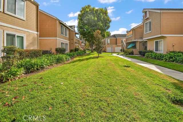 Detail Gallery Image 21 of 23 For 10487 W Briar Oaks Dr #C,  Stanton,  CA 90680 - 2 Beds | 2 Baths