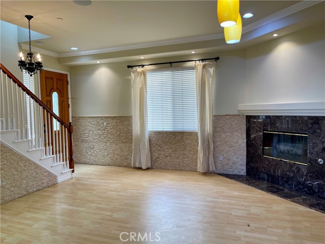 Detail Gallery Image 2 of 22 For 2223 Grant Ave #B,  Redondo Beach,  CA 90278 - 3 Beds | 2/1 Baths