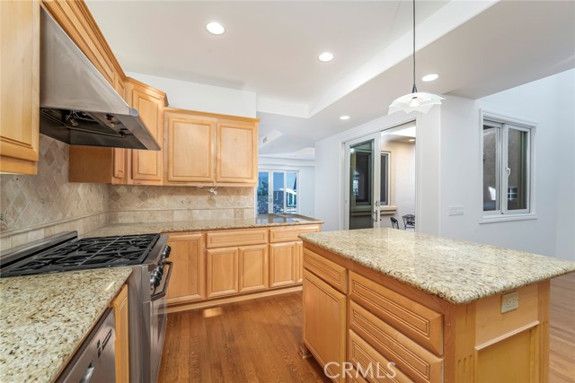 Detail Gallery Image 19 of 42 For 119 Opal Ave, Newport Beach,  CA 92662 - 3 Beds | 2/1 Baths