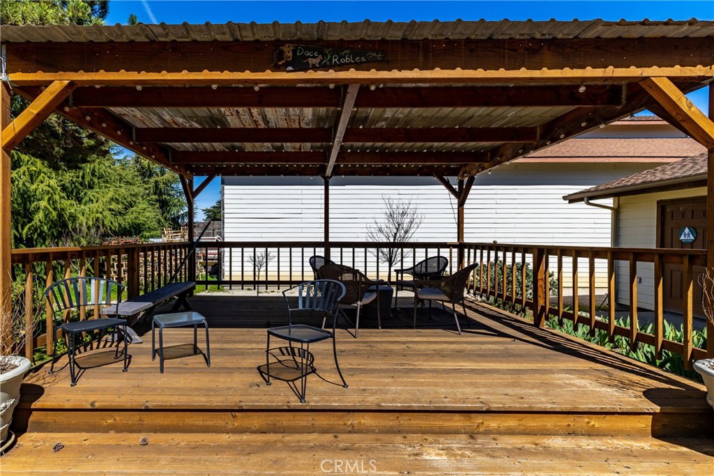 2023 Twelve Oaks Drive