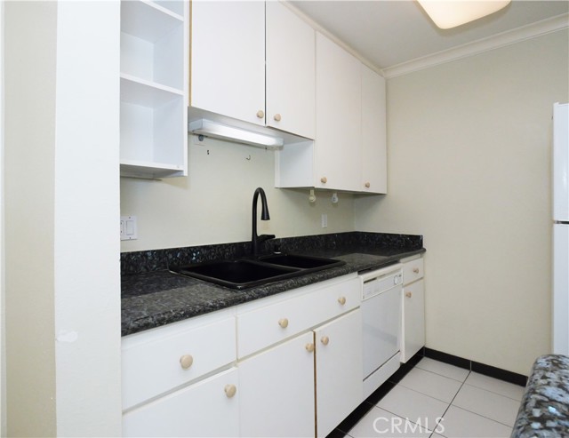 Detail Gallery Image 7 of 22 For 3605 W Hidden #310,  Rolling Hills Estates,  CA 90274 - 1 Beds | 1 Baths