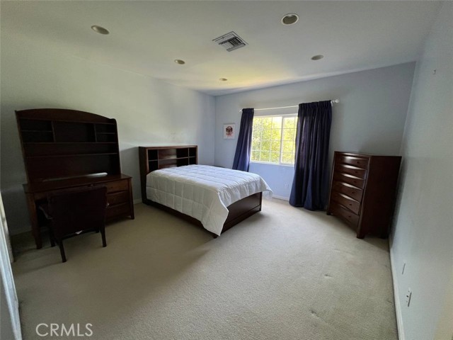 4751 Haskell Avenue, Encino CA: https://media.crmls.org/medias/5994c8fb-aaba-4341-a809-50160d3d62d1.jpg