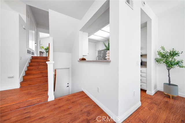 Detail Gallery Image 13 of 25 For 1188 Walnut Grove a,  Rosemead,  CA 91770 - 2 Beds | 2 Baths