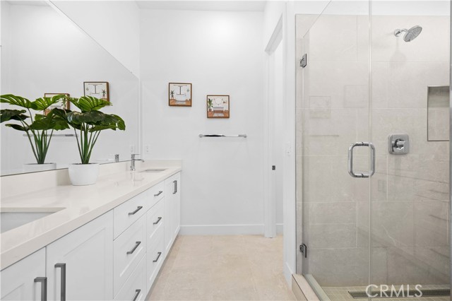 Detail Gallery Image 22 of 60 For 102 Yugen, Irvine,  CA 92618 - 4 Beds | 3/1 Baths