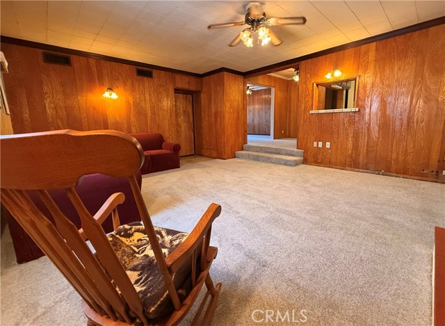 9929 Saticoy Street, Burbank CA: https://media.crmls.org/medias/5996d1d0-30a2-4d97-9106-8442006d5071.jpg