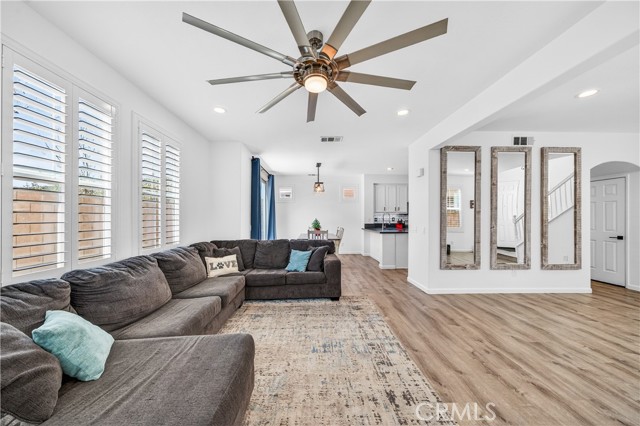 Detail Gallery Image 8 of 32 For 35899 Gatineau, Murrieta,  CA 92563 - 4 Beds | 2/1 Baths