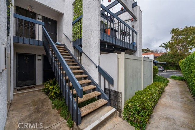 Detail Gallery Image 4 of 41 For 215 Wichita Ave #106,  Huntington Beach,  CA 92648 - 1 Beds | 1 Baths