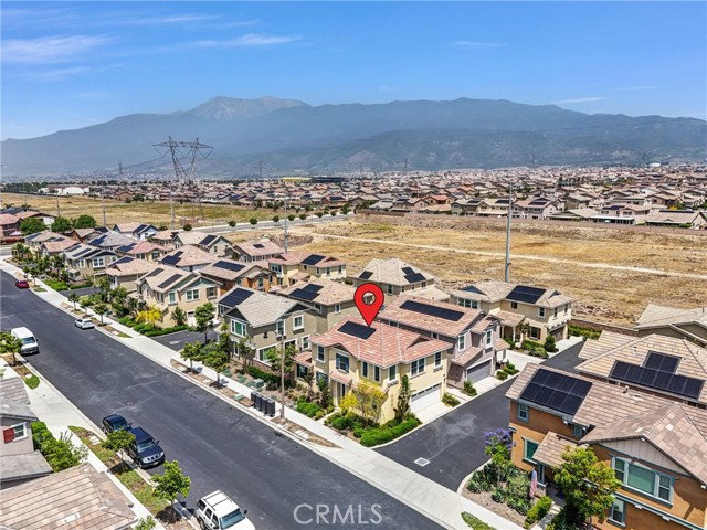 16548 Monteviejo Street, Fontana CA: https://media.crmls.org/medias/599823fa-bcf4-4a7b-b85b-12ad109fe854.jpg