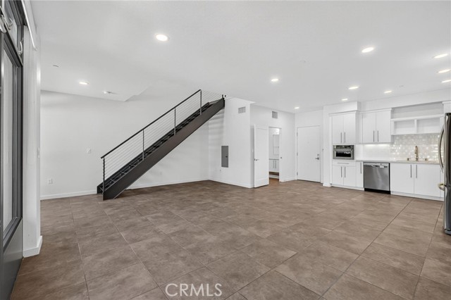 Detail Gallery Image 8 of 55 For 13045 Pacific Promenade #132,  Playa Vista,  CA 90094 - 1 Beds | 1/1 Baths