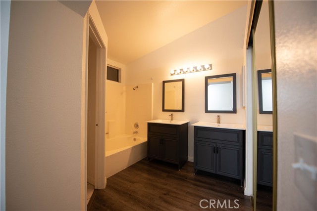 Detail Gallery Image 12 of 19 For 14180 La Mirada St, Victorville,  CA 92392 - 5 Beds | 2 Baths