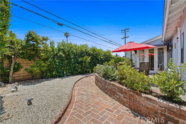 Detail Gallery Image 25 of 27 For 112 N Garfield Pl, Monrovia,  CA 91016 - 4 Beds | 2/1 Baths