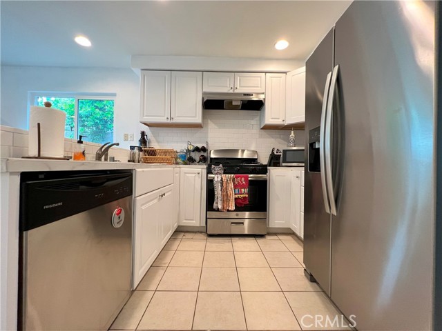 4315 Fireside Lane photo 8