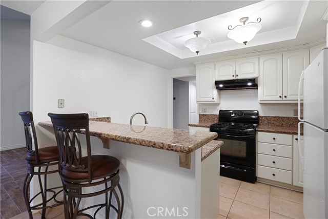 Detail Gallery Image 6 of 27 For 1676 Sumac, Corona,  CA 92882 - 3 Beds | 2 Baths