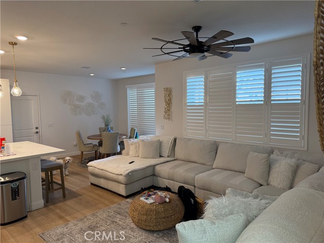 Detail Gallery Image 2 of 21 For 5644 Altamura Way, Fontana,  CA 92336 - 5 Beds | 3 Baths