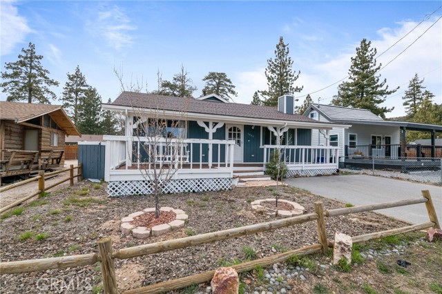 Detail Gallery Image 4 of 53 For 1066 Paradise Way, Big Bear City,  CA 92314 - 4 Beds | 2 Baths