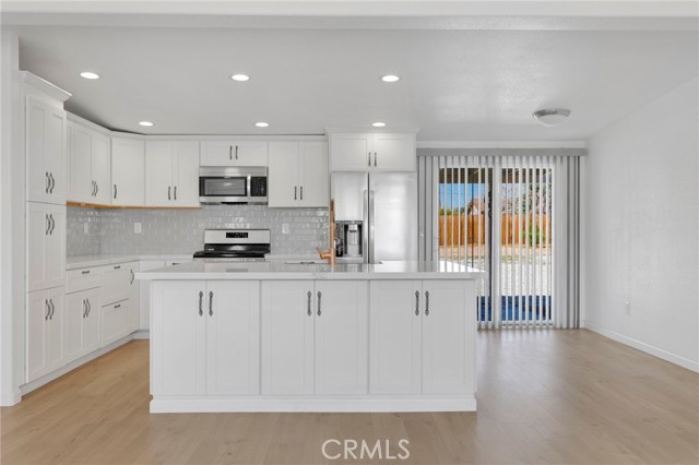 Detail Gallery Image 10 of 40 For 8770 Glendale, Hesperia,  CA 92345 - 3 Beds | 2 Baths