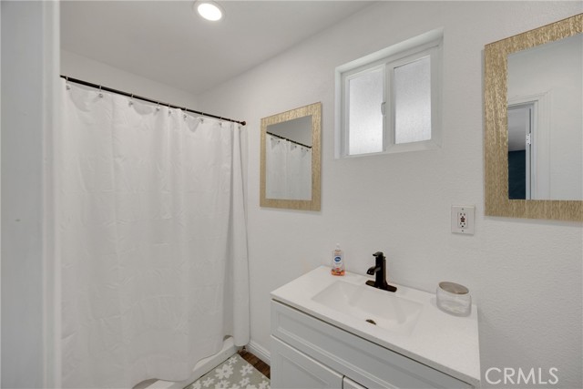 1003 Stevenson Street, Colton CA: https://media.crmls.org/medias/599d852b-1db7-4487-aec1-5f2487662fa2.jpg