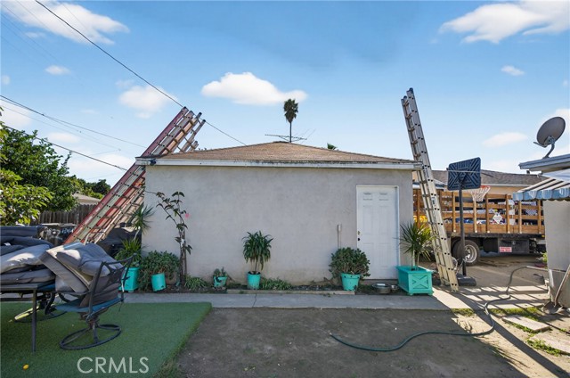 Detail Gallery Image 14 of 20 For 14822 S Butler, Compton,  CA 90221 - 3 Beds | 2 Baths