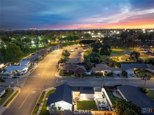 Detail Gallery Image 52 of 57 For 913 Junipero, Costa Mesa,  CA 92626 - 4 Beds | 2 Baths