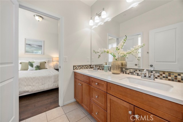 Detail Gallery Image 20 of 38 For 10886 Lotus Dr, Garden Grove,  CA 92843 - 5 Beds | 4 Baths