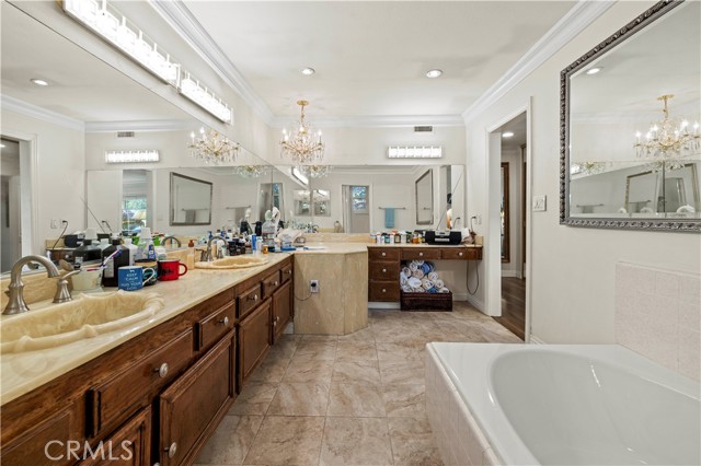 Detail Gallery Image 41 of 66 For 7125 Lonzo, Tujunga,  CA 91042 - 3 Beds | 2 Baths