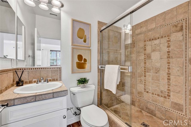 Detail Gallery Image 16 of 29 For 507 Celestial Pt, Tustin,  CA 92782 - 5 Beds | 4/1 Baths