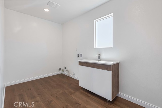 Detail Gallery Image 37 of 46 For 14424 Buvan Ct, Moreno Valley,  CA 92555 - 5 Beds | 3/1 Baths