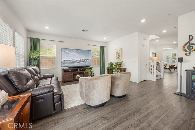 Detail Gallery Image 15 of 48 For 11612 Alton Dr, Corona,  CA 92883 - 3 Beds | 2/1 Baths