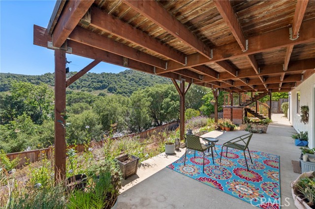 967 Capistrano Court, San Luis Obispo CA: https://media.crmls.org/medias/59a0102c-beca-4e92-9f2e-006455968cb1.jpg