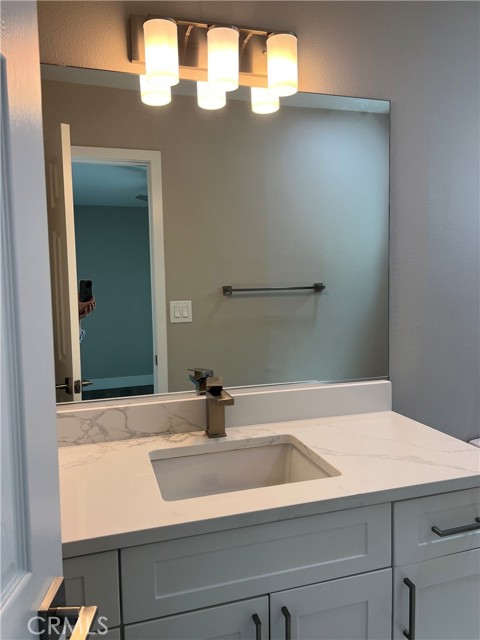 Detail Gallery Image 13 of 24 For 1030 Mission Dr #D,  Costa Mesa,  CA 92626 - 2 Beds | 1 Baths